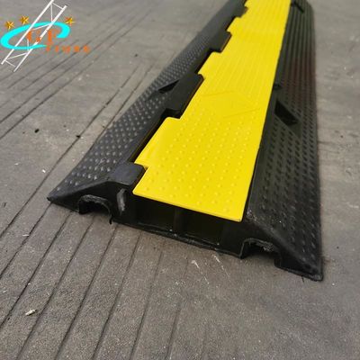 1M Driveway Cable Protector Boden-Gummibremsschwelle-Position